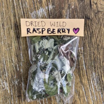 DRIED RASPBERRY LEAFS