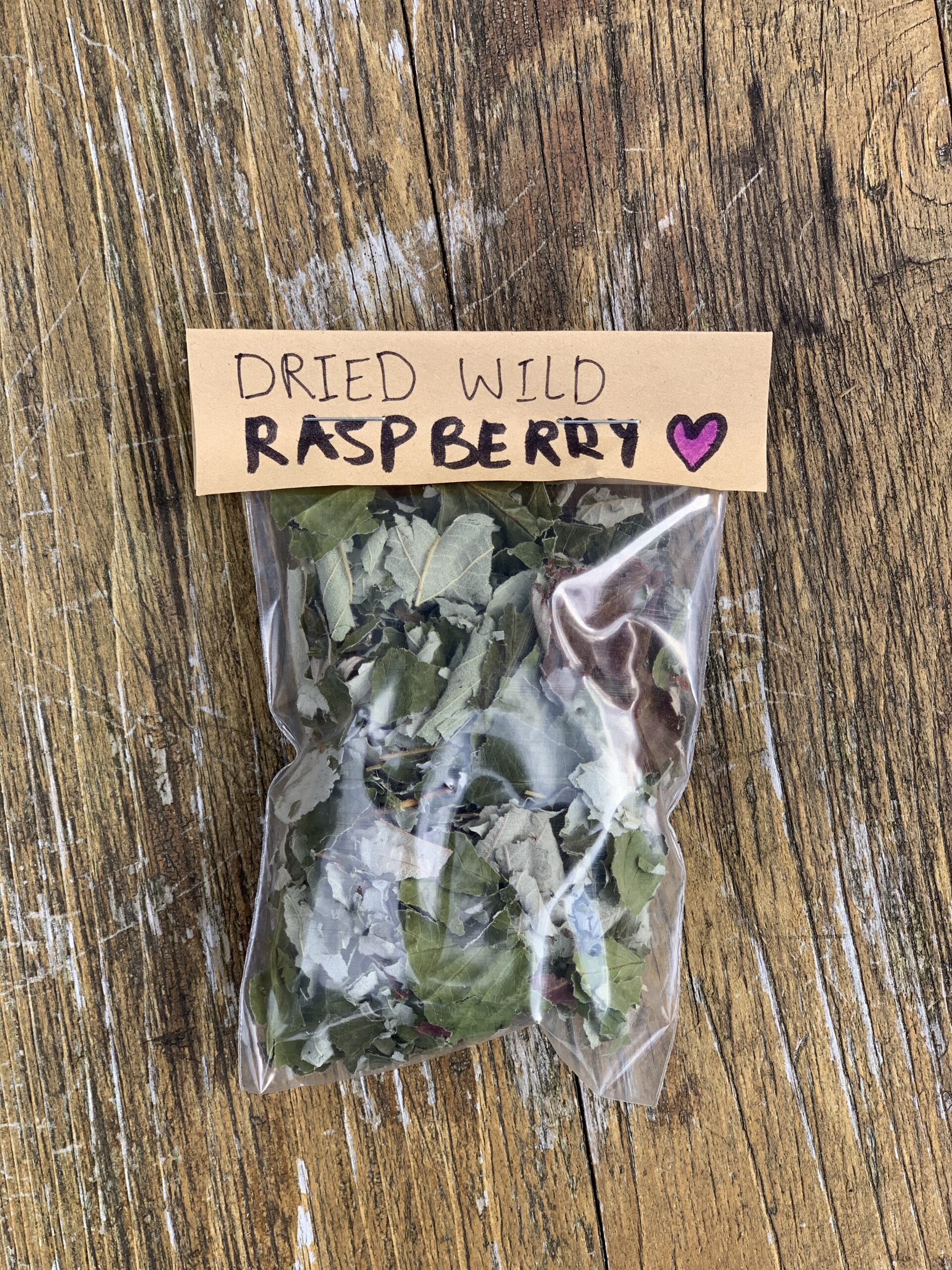 DRIED RASPBERRY LEAFS